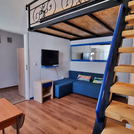 Apartments Punta 2 Omiš Szoba fotó