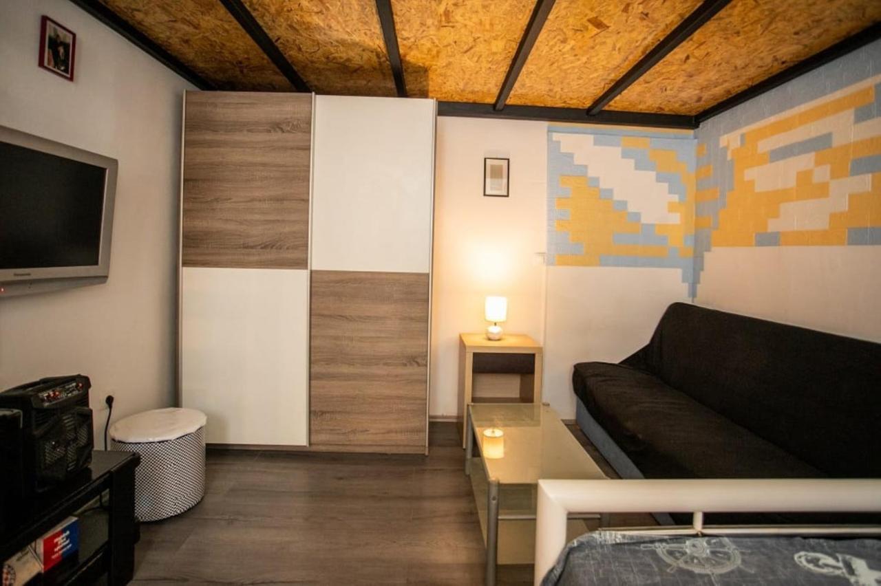 Apartments Punta 2 Omiš Kültér fotó