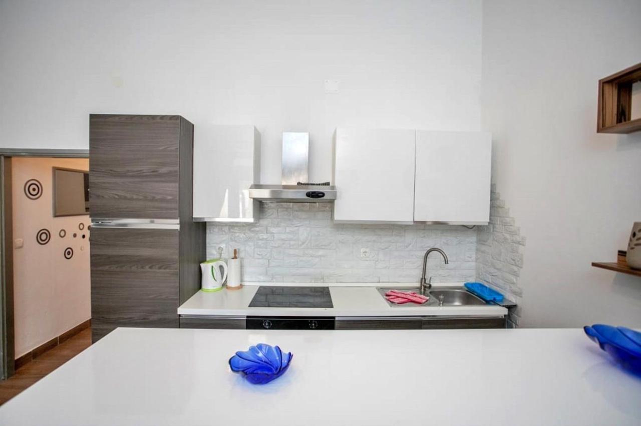 Apartments Punta 2 Omiš Kültér fotó